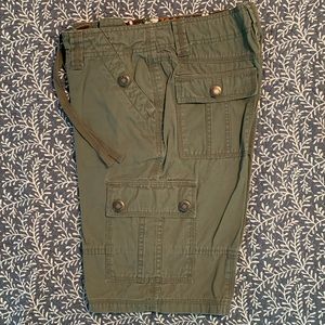 Ruff Hewn Women’s Cargo Shorts, Size 4